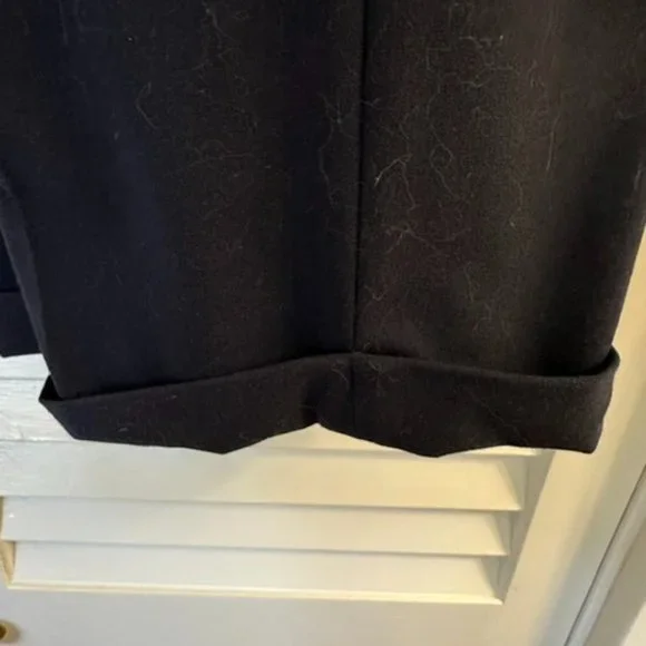 TAHARI NAVY BLUE SUIT - SIZE 18(NEVER WORN, HAS ORIGINAL TAGS)